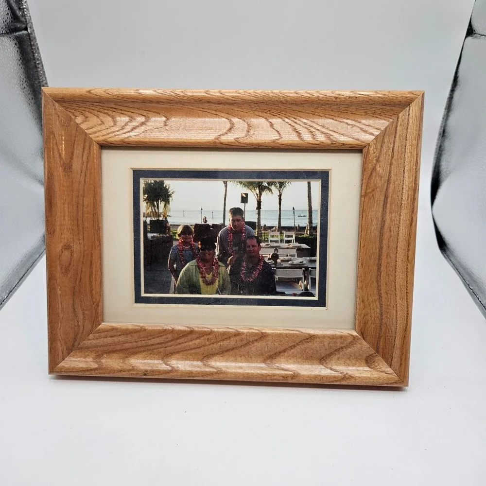 Solid Oak Wood Picture Frame 4x6 Matted Tabletop Wall Mount Natural Grain